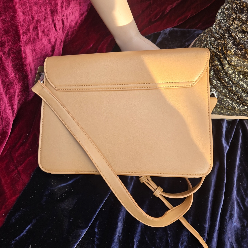 Pixie Mood Vegan Leather Crossbody Bag Tan Camel Flap Adjustable Strap - Picture 3 of 9
